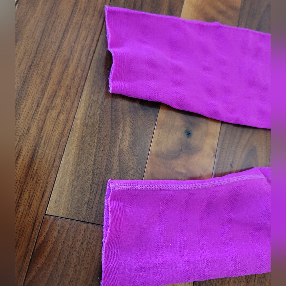 SculptKnit Fabletics Leggings, Size L - Picture 2 of 11
